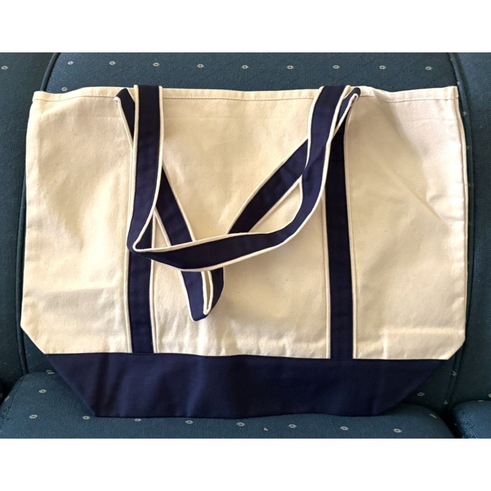 Book Lovers Tote! Large and Rugged Tote Bag with Books Embroidery and Ribbon - Picture 2 of 2